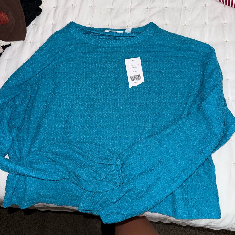 Blue detailed long sleeve